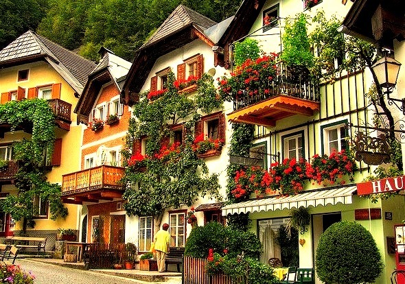Beautiful houses in Hallstatt, Salzkammergut, Austria
