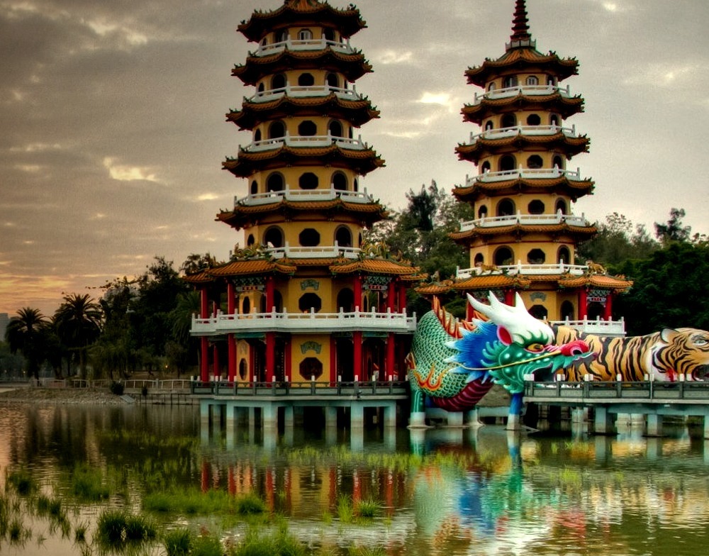 Dragon and Tiger Pagodas in Kaohsiung, Taiwan 